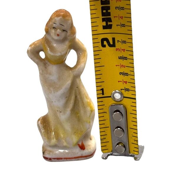 Vintage Ceramic Figurines Occupied Japan Miniature 2" Woman Victorian Antique - Picture 3 of 10